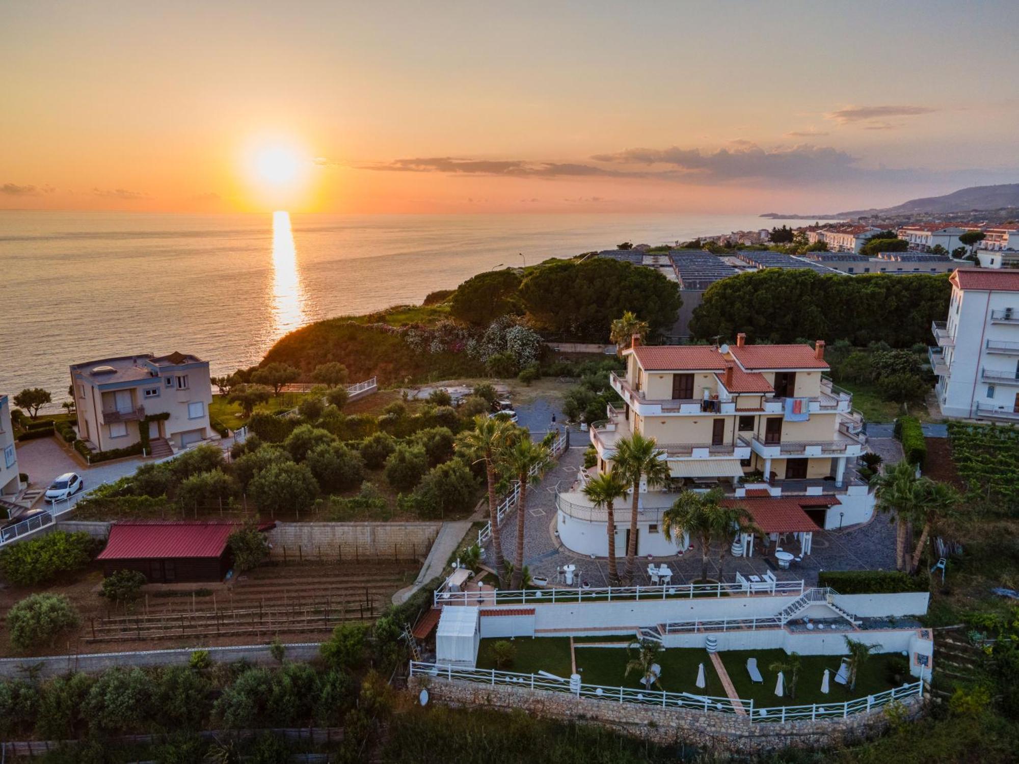 Casa Del Sole Hotel Belvedere Marittimo Luaran gambar